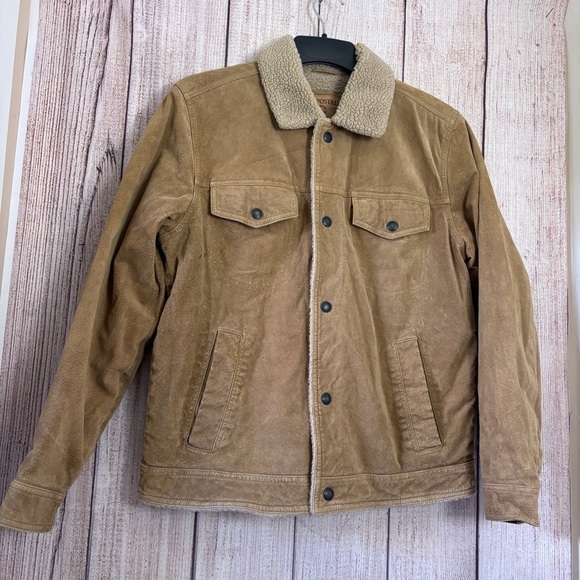 Vintage Aeropostale Men’s Leather Jacket size Medium - Picture 2 of 11